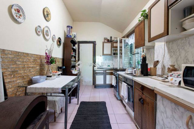 Eladó családi ház, Győrött 59.9 M Ft, 3 szobás