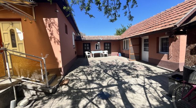 Eladó családi ház, Sarkadon 25.5 M Ft, 3 szobás