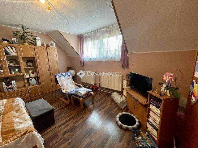 Eladó családi ház, Dorogon 79.9 M Ft, 5 szobás