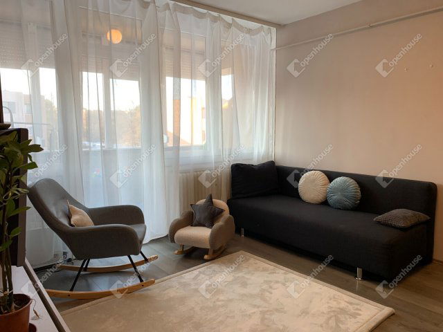 Eladó téglalakás, Nagykanizsán 37.2 M Ft, 3 szobás