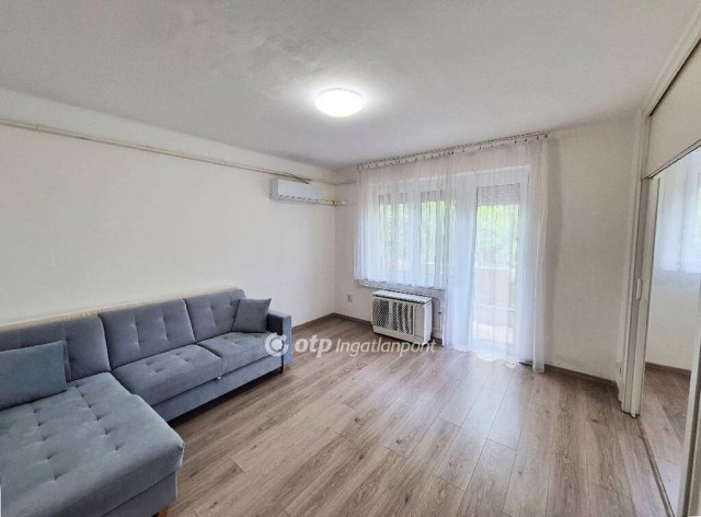 Eladó téglalakás, Budapesten, XXI. kerületben 48.9 M Ft