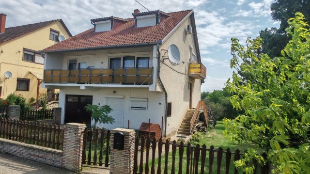 Eladó családi ház, Szentlászlón 33 M Ft, 5 szobás