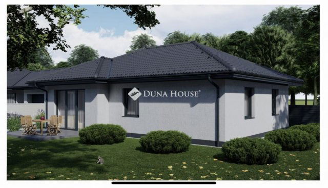 Eladó ikerház, Nyíregyházán 96 M Ft, 4 szobás