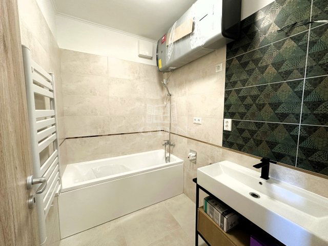 Eladó téglalakás, Kaposváron 51.4 M Ft, 2 szobás