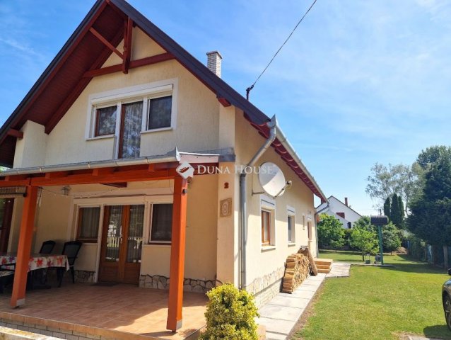Eladó családi ház, Balatonkeresztúron, Kaposvári utcában