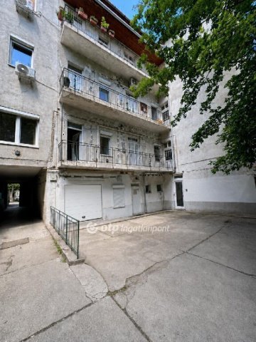 Eladó téglalakás, Budapesten, XI. kerületben 59.9 M Ft, 1 szobás