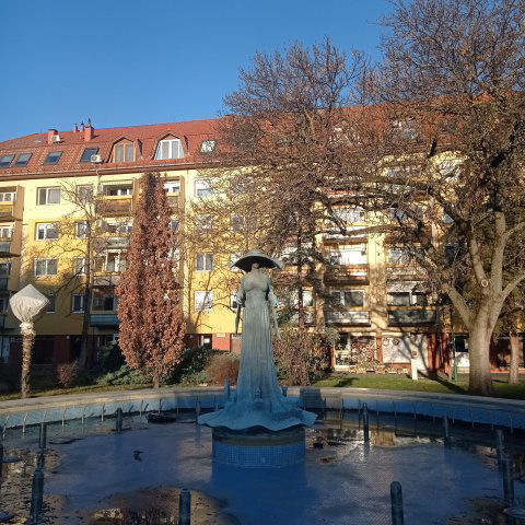 Kiadó téglalakás, albérlet, Szegeden, Zárda utcában, 2 szobás