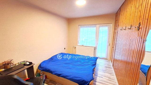 Eladó családi ház, Nagykőrösön 79.9 M Ft, 5+2 szobás