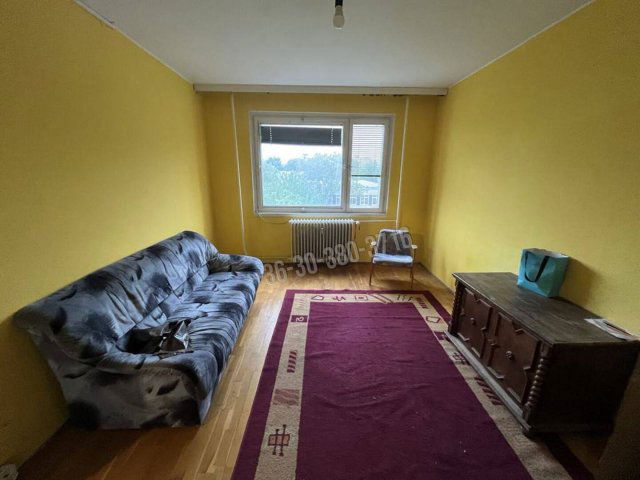 Eladó panellakás, Dunaújvárosban 25.5 M Ft, 2 szobás