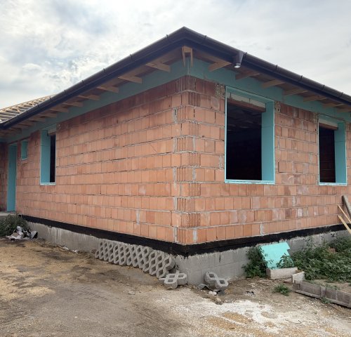 Eladó családi ház, Alsónémediben 121.6 M Ft, 3 szobás
