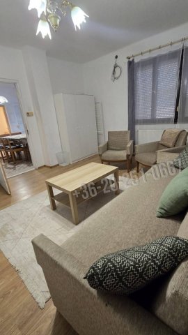 Kiadó családi ház, albérlet, Mohácson 350 E Ft / hó, 5 szobás