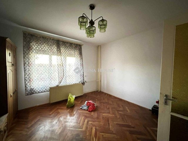 Eladó családi ház, Iregszemcsén 39 M Ft, 6 szobás