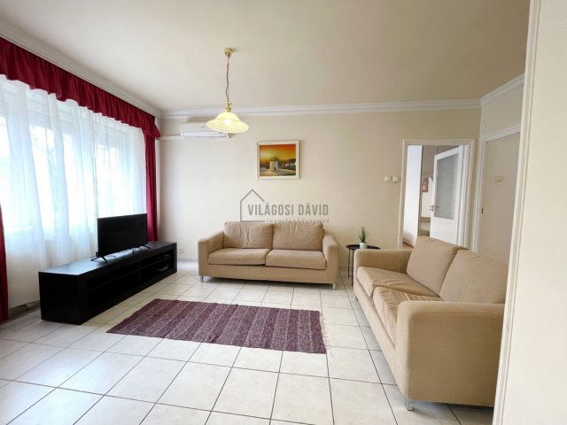 Kiadó téglalakás, albérlet, Debrecenben 350 E Ft / hó, 3 szobás