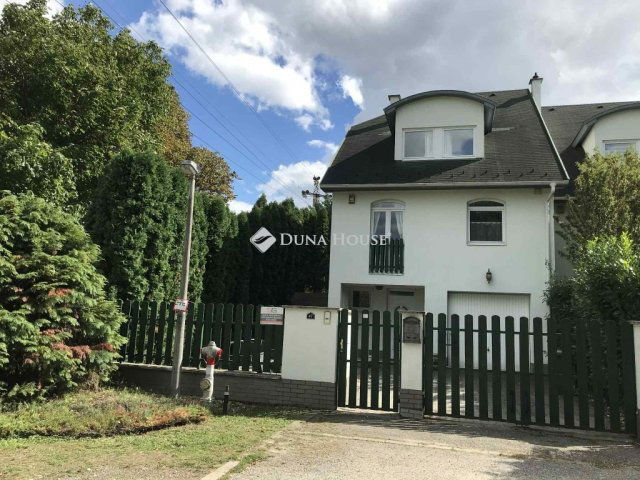 Eladó sorház, Törökbálinton 198 M Ft, 4 szobás