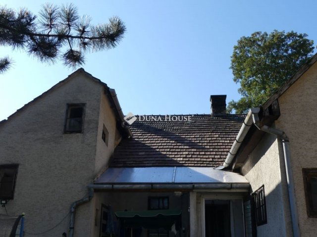 Eladó családi ház, Dunaalmáson 48.5 M Ft, 4 szobás