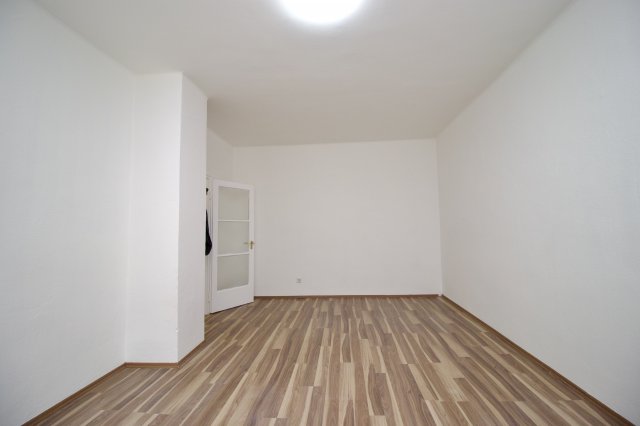 Eladó téglalakás, Ajkán, Kohász utcában 29.9 M Ft, 1 szobás