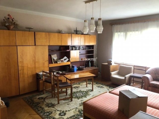 Eladó családi ház, Bólyban 45 M Ft, 4 szobás