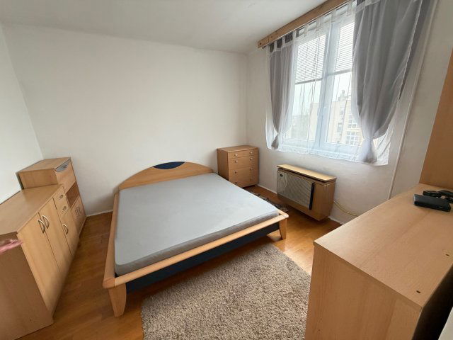 Kiadó téglalakás, albérlet, Szombathelyen 170 E Ft / hó