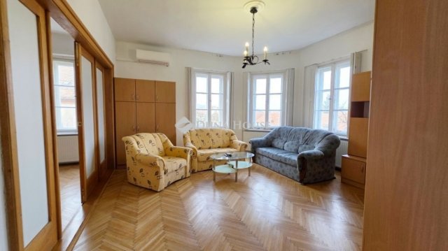 Kiadó téglalakás, albérlet, Szombathelyen 200 E Ft / hó