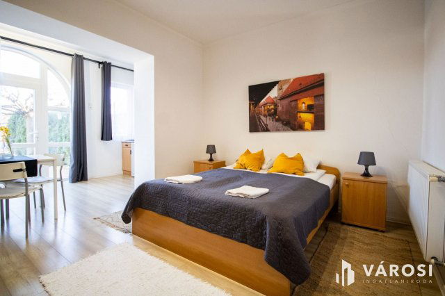 Eladó nyaraló, Gyulán 74.99 M Ft, 3 szobás