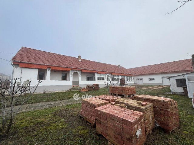 Eladó családi ház, Bezedeken 41 M Ft / költözzbe.hu