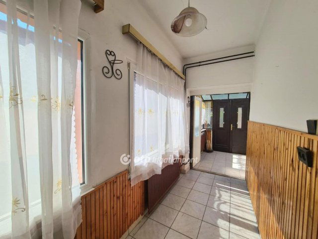 Eladó családi ház, Budapesten, XVII. kerületben 74.99 M Ft