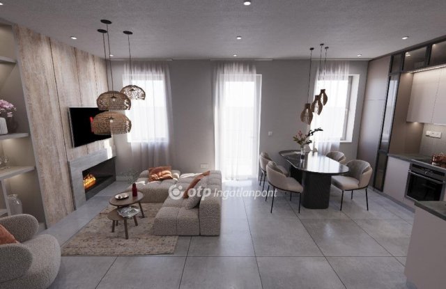 Eladó téglalakás, Pápán 36.7 M Ft, 2 szobás