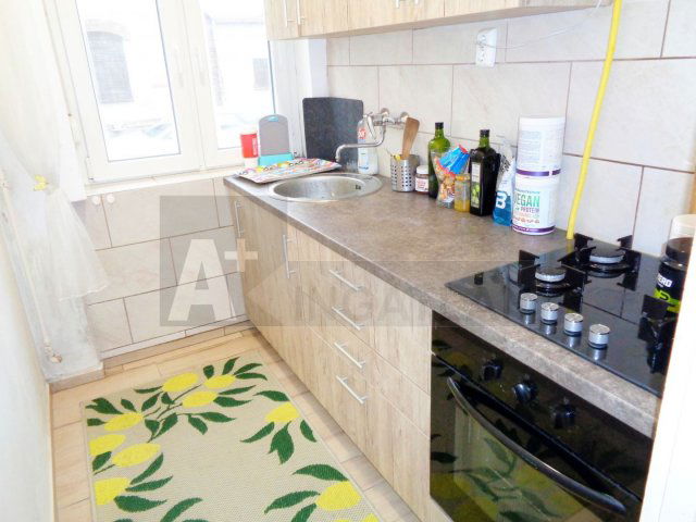 Kiadó téglalakás, albérlet, Szegeden 120 E Ft / hó, 1 szobás