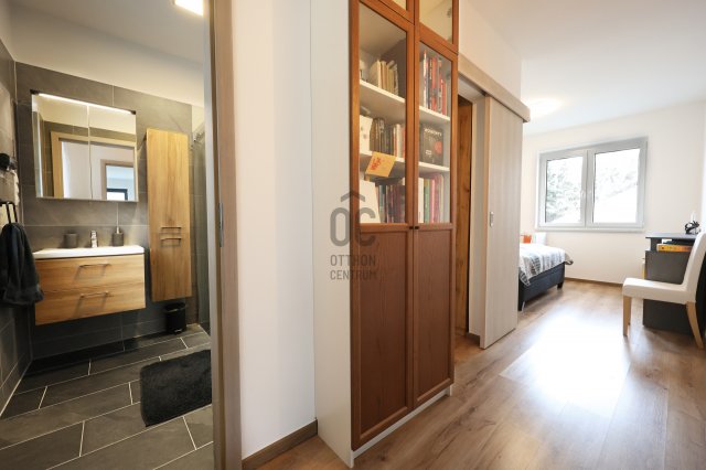 Eladó ikerház, Budapesten, XV. kerületben 275 M Ft, 6 szobás