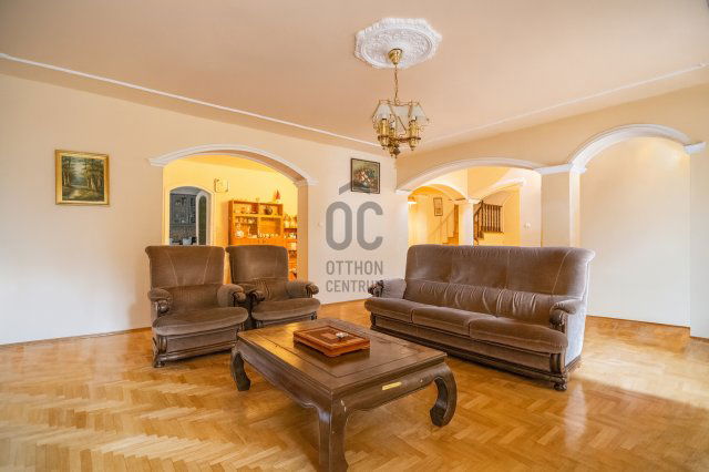 Eladó családi ház, Budapesten, II. kerületben 419 M Ft, 7 szobás