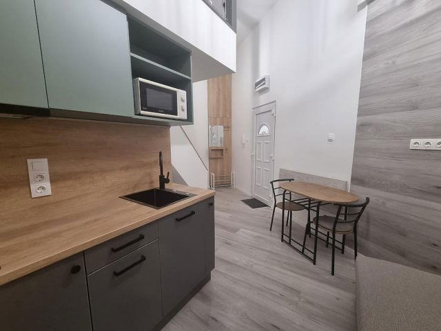 Kiadó téglalakás, albérlet, VIII. kerületben, Fiumei úton