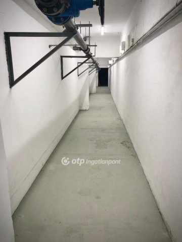Eladó ipari ingatlan, Budapesten, IX. kerületben 10.9 M Ft