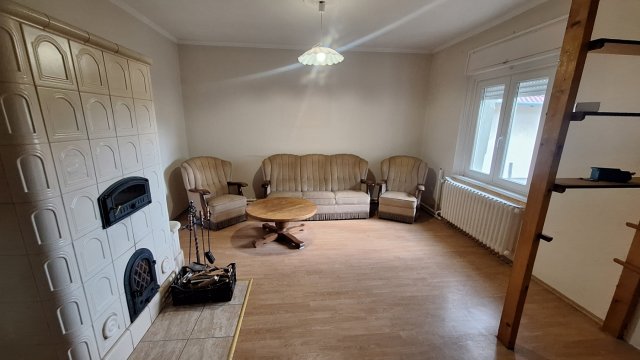Eladó családi ház, Gödöllőn 98.5 M Ft, 3 szobás