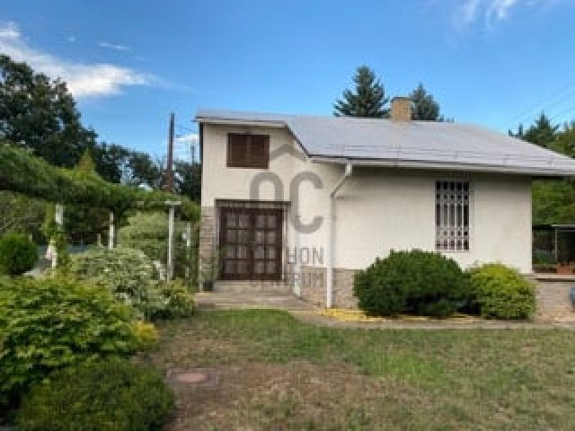 Eladó családi ház, Budakeszin 69.9 M Ft, 3 szobás