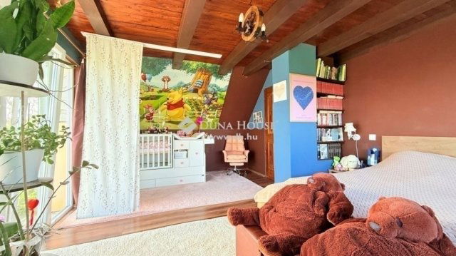 Eladó családi ház, Szentendrén 89.9 M Ft, 2 szobás