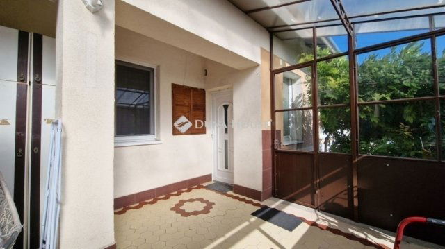 Eladó családi ház, Budapesten, XVI. kerületben 65 M Ft, 4 szobás