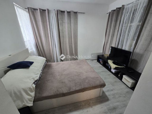 Eladó családi ház, Alapon 17.5 M Ft, 3+1 szobás