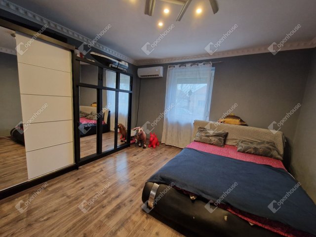 Eladó családi ház, Mocsán 57 M Ft, 4 szobás