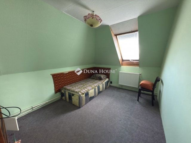 Eladó családi ház, Budapesten, XVI. kerületben 109.9 M Ft