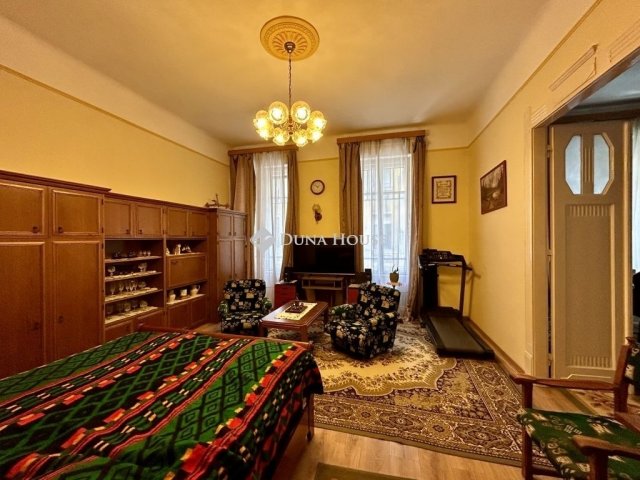 Eladó téglalakás, Budapesten, IX. kerületben 99 M Ft, 2 szobás