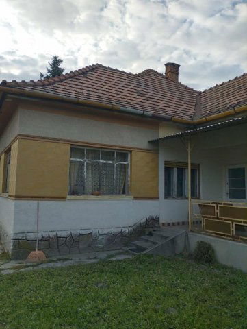 Eladó családi ház, Makádon 32.8 M Ft, 3+2 szobás