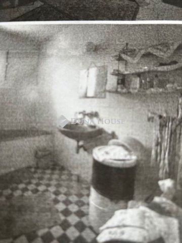 Eladó családi ház, Orfűn, Fő utcában 21 M Ft, 1+1 szobás