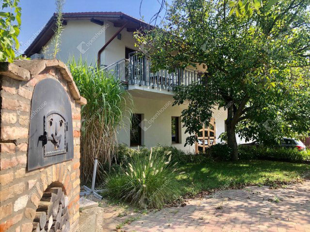 Eladó családi ház, Balatonszárszón 135 M Ft, 4 szobás