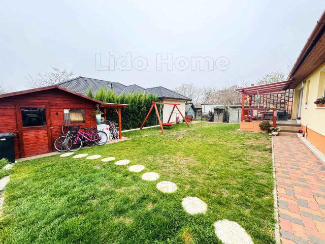 Eladó családi ház, Töltéstaván 98.99 M Ft, 4 szobás