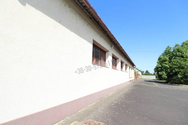 Eladó ipari ingatlan, Orosházán 75 M Ft / költözzbe.hu