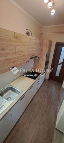 Eladó családi ház, Budaörsön 199 M Ft, 7 szobás