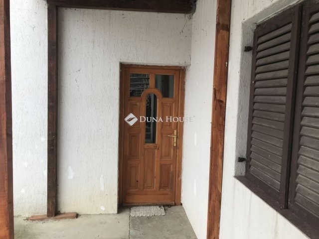 Eladó téglalakás, Lovasberényben 64.8 M Ft, 2+1 szobás