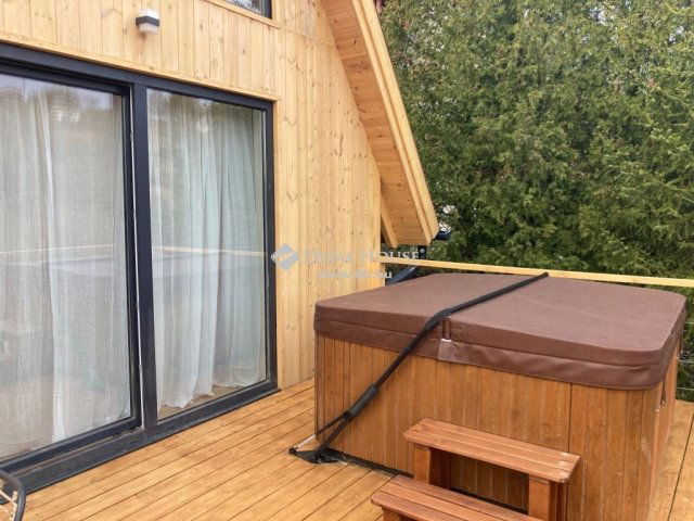 Eladó családi ház, Zebegényben 130 M Ft, 3 szobás