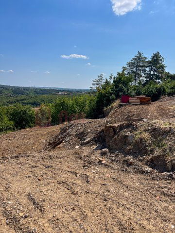 Eladó telek, Pécsett, Középgyükési úton 7.2 M Ft