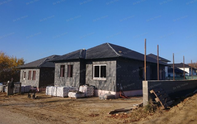Eladó családi ház, Őrbottyánban 92 M Ft, 4 szobás